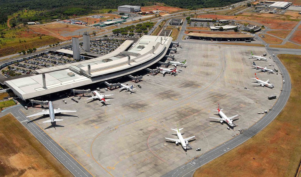 Aeroporto Internacional Presidente Tancredo Neves/ Confins. Data: 14-02-2011 Crédito: Lúcia Sebe/Secom MG