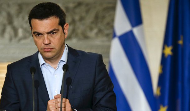 Primeiro-ministro grego, Alexis Tsipras, concede entrevista coletiva em Atenas, na GrÃ©cia, nesta quarta-feira. 17/06/2015 REUTERS/Paul Hanna