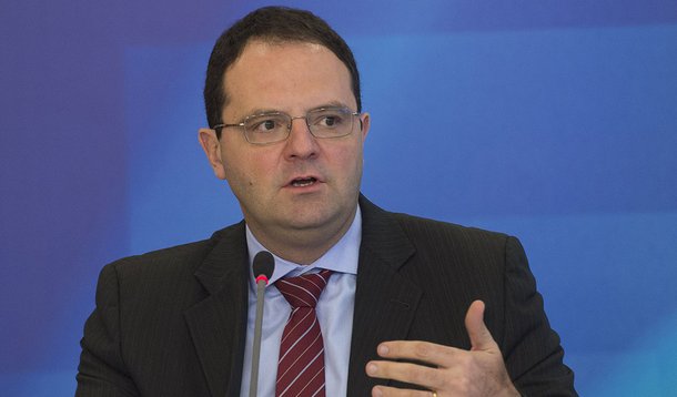 O ministro do Planejamento, Nelson Barbosa durante coletiva de imprensa após participarem de reunião de coordenação política com a presidente Dilma Rousseff (Marcelo Camargo/Agência Brasil)