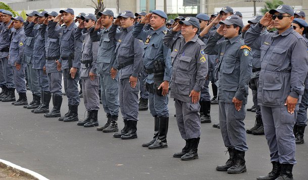 Policiais militares na formatura pelo Dia do Soldado. Foto: Divulgação