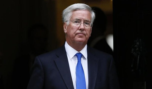 Ministro da Defesa britânico, Michael Fallon, após encontro em Londres. 08/07/2015 REUTERS/Stefan Wermuth