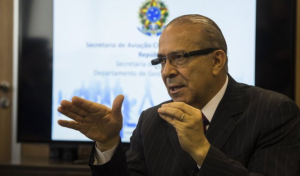 Brasília - O ministro da Aviação, Eliseu Padilha, apresenta o resultado da Pesquisa Permanente de Satisfação do Passageiro no terceiro trimestre (Marcello Casal Jr/Agência Brasil)