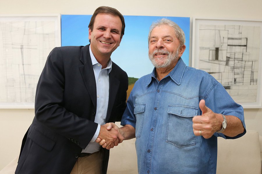São Paulo- SP- Brasil- 04/02/2015- O prefeito do Rio de Janeiro, Eduardo Paes e o ex-presidente Lula, durante encontro na sede do Instituto Lula. Foto: Ricardo Stuckert/ Instituto Lula