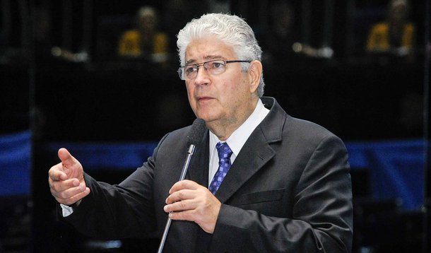 senador Roberto Requião (PMDB-PR)