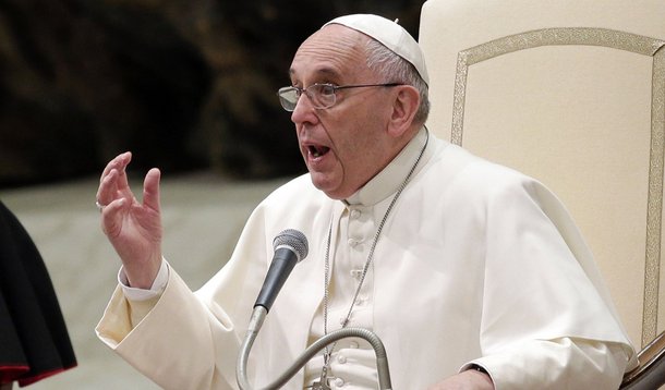 Papa Francisco durante audiÃªncia-geral semanal no Vaticano. 07/01/2015 REUTERS/Max Rossi