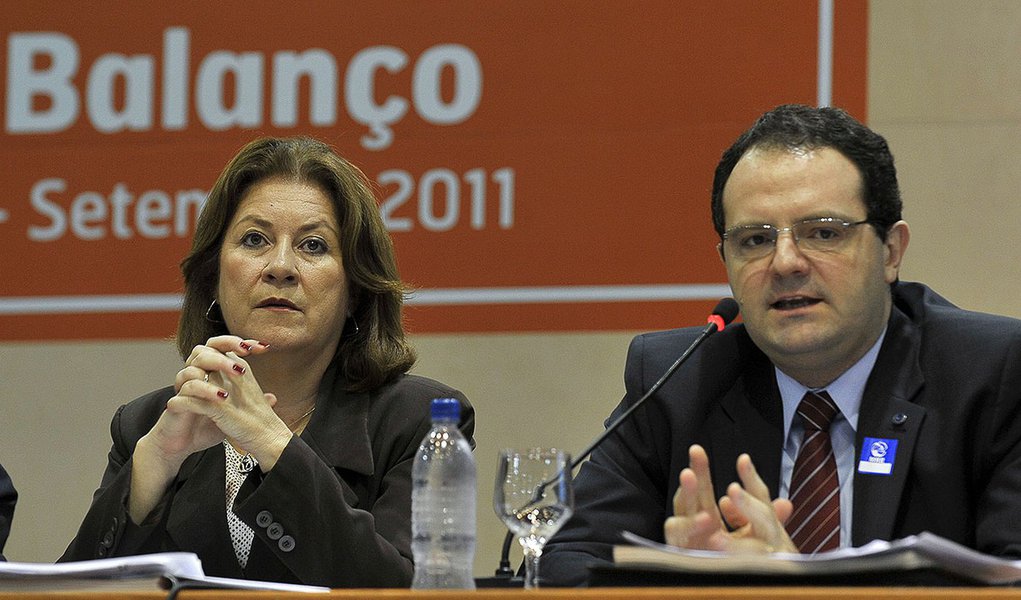  Palácio Itamaraty (Auditório Waldimir Murtinho)
A ministra do Planejamento, Orçamento e Gestão, Miriam Belchior, e os ministros das pastas com ações que integram o Programa de Aceleração do Crescimento (PAC 2), apresentam o segundo balanço do PAC 2, no 