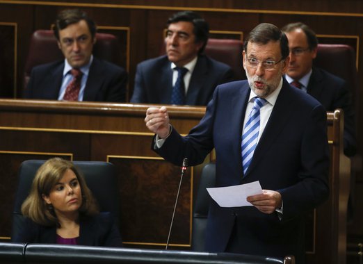 Primeiro-ministro espanhol, Mariano Rajoy, durante sessão no Parlamento, em Madri. 8/10/2014.  REUTERS/Andrea Comas 