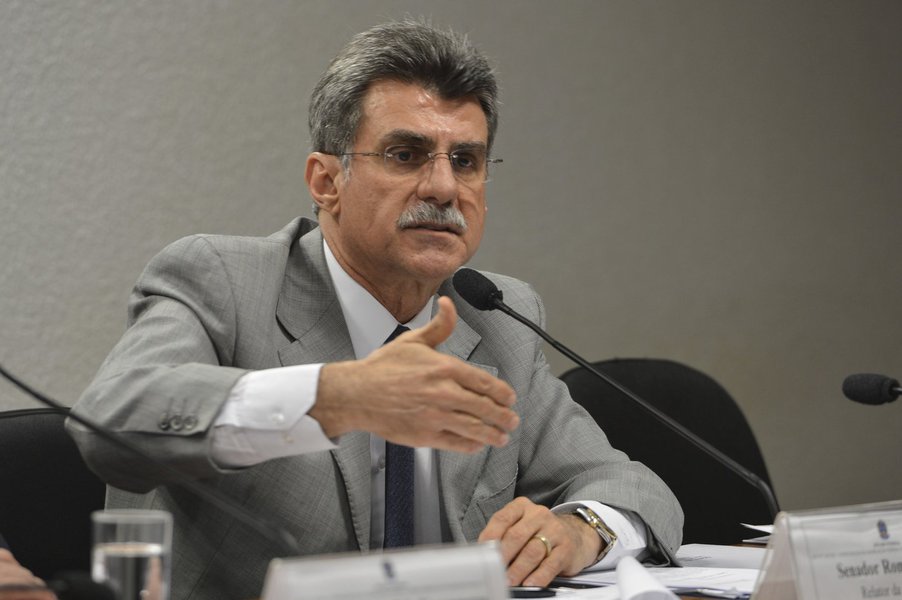 Reuni�o da Comiss�o Mista de Consolida��o da Legisla��o Federal para apresenta��o do texto do projeto de lei complementar que regulamentar� a emenda constitucional do trabalho dom�stico (EC 72/2013)