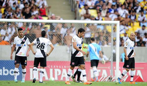 Lance durante partida entre Vasco RJ e Icasa CE vÃ¡lida pela SÃ©rie B do Campeonato Brasileiro 2014 no EstÃ¡dio SÃ£o JanuÃ¡rio no Rio de Janeiro (RJ), neste sÃ¡bado (22). Dhavid Normando/Futura Press