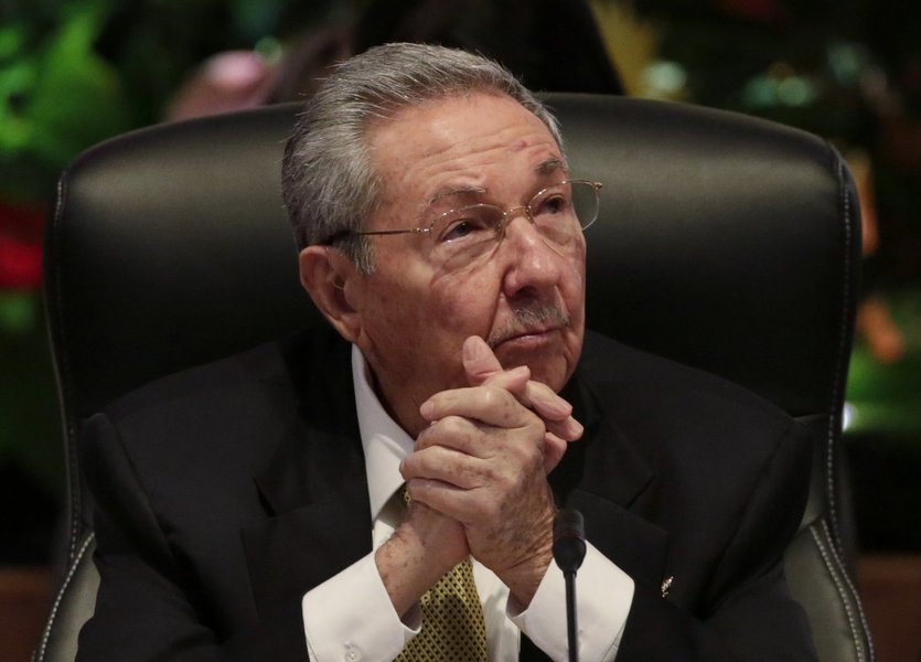 Presidente de Cuba, Raúl Castro, durante cúpula da Alba em Havana no fim de semana passado. 14/12/2014 REUTERS/Enrique De La Osa