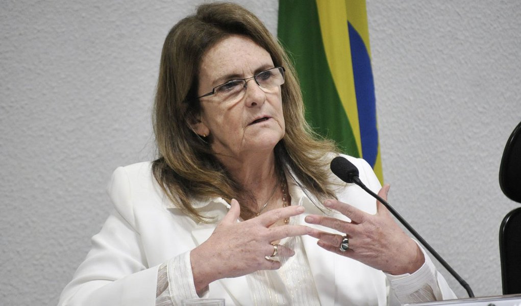 A presidente da Petrobras, Graça Foster, presta depoimento à CPI da Petrobras. É a segunda vez que a principal executiva da estatal explica aos senadores denúncias de irregularidades na empresa, como as relativas à compra da refinaria de Pasadena, nos EUA