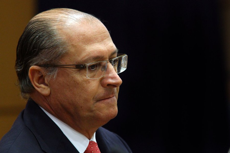 SP - ALCKMIN/FAPESP - POL�TICA - O governador de S�o Paulo, Geraldo Alckmin, durante cerim�nia que marca o in�cio das comemora��es dos 50 anos da   Funda��o de Amparo � Pesquisa do Estado de S�o Paulo (FAPESP), no audit�rio da FAPESP, na regi�o oeste da c
