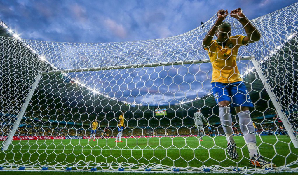 Lance da partida entre Brasil x Alemanha, válida pela semi-final da Copa do Mundo 2014, no Estádio Mineirão, em Belo Horizonte-MG. FOTO: Jefferson Bernardes/ Vipcomm