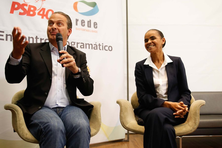 S�O PAULO,SP,28.10.2013:MARINA SILVA/EDUARDO CAMPOS/ENCONTRO - Marina Silva da Rede Sustentabilidade, e o governador de Pernambuco, Eduardo Campos do Partido Socialista Brasileiro durante coletiva do primeiro encontro program�tico que tem como objetivo di