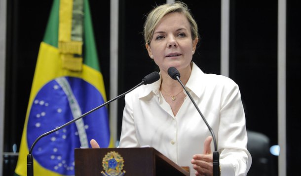 Senadora Gleisi Hoffmann (PT-PR) critica a análise que a oposição e a imprensa fazem da situação do sistema elétrico nacional num período crítico como o atual, em que o nível dos reservatórios está baixo