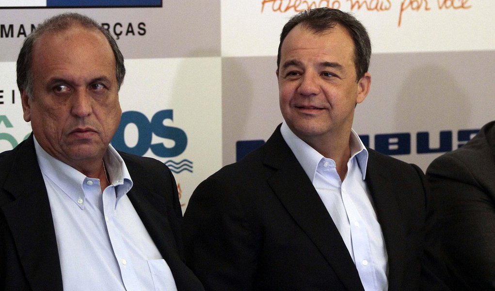 07/02/2012; Rio de Janeiro; Governador Sérgio Cabral, Vice Governador Luiz Fernando Pezão e o presidente da NEOBUS, Edson Tomiello no Anúncio da instalação da nova unidade fabril da NEOBUS no município de Três Rios, no Estado do Rio de Janeiro; Fotos: Mar