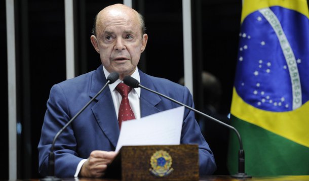 Senador Francisco Dornelles (PP-RJ) destaca que a Organização Mundial do Comércio fechou acordos que visam a facilitação de transações comerciais internacionais e o aperfeiçoamento da administração de cotas de exportação