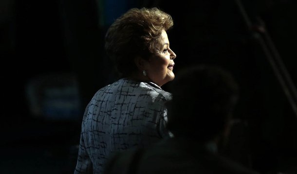 Brazil's President Dilma Rousseff leaves after attending the opening of the Third Global Conference on Child Labour in Brasilia October 8, 2013. REUTERS/Ueslei Marcelino (BRAZIL - Tags: POLITICS BUSINESS EMPLOYMENT TPX IMAGES OF THE DAY)