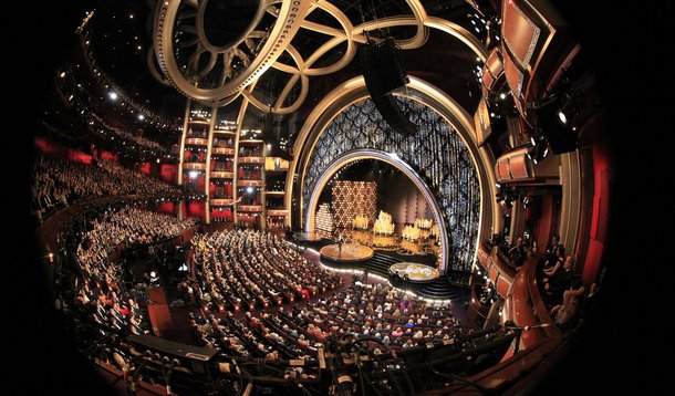 Ellen Degeneres hosts the show at start of the 86th Academy Awards in Hollywood, California March 2, 2014.    REUTERS/Lucy Nicholson (UNITED STATES  - Tags: ENTERTAINMENT)    (OSCARS-SHOW)