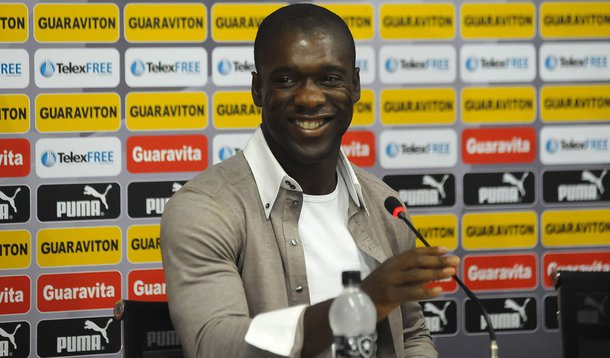 RIO DE JANEIRO, RJ, 14.01.2014: SEEDORF/COLETIVA -   O jogador do Botafogo, Clarence Seedorf durante entrevista coletiva para anunciar que irá deixar de jogar futebol, nesta terça-feira (14), na sala de imprensa do Estádio Olímpico João Havelange  (Engenh