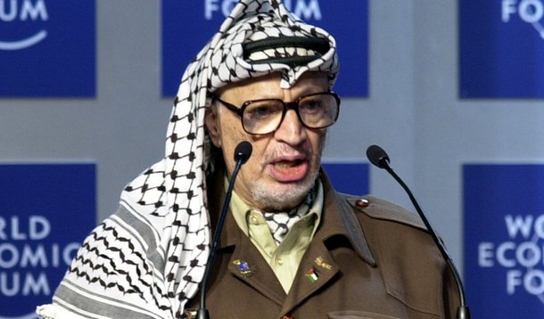 DAVOS/SWITZERLAND,28JAN01 - President of the Palestinian Authority Yasser Arafat addresses a session entitled 'From Peacemaking to Peacebuilding' at the Annual Meeting 2001 of the World Economic Forum in Davos, January 28, 2001. Arafat met with Minister o