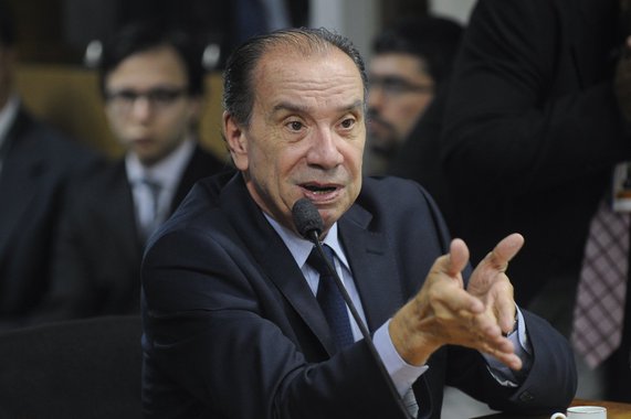 Senador Aloysio Nunes Ferreira (PSDB-SP) fala durante audiência pública da Comissão de Relações Exteriores e Defesa Nacional (CRE) destinada a debater as relações diplomáticas entre o Brasil e a França, com a presença do embaixador daquele país no Brasil 