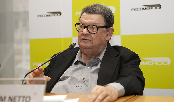 Evento Fecomerciosp.O cálculo da Poupança precisa mudar para o bem do Brasil. Palestrantes: Antonio Carlos Borges, diretor Executivo da Fecomerciosp, Fabio Pina, Assessor Econômico da Fecomerciosp, e Delfim Neto, Professor e ex-ministro da Fazenda. 20/03/