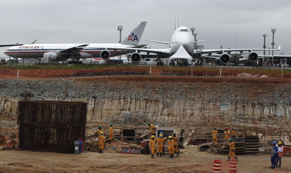 Aeroportos estarão aptos para eventos, diz ministro
