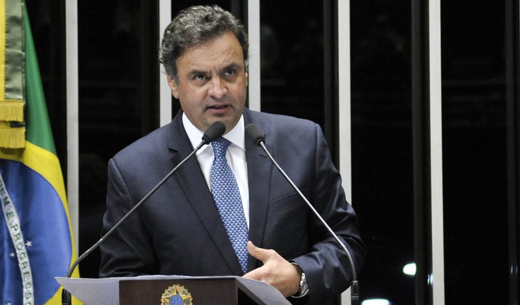 Senador AÃ©cio Neves (PSDB-MG) discursa durante sessÃ£o solene do Congresso em comemoraÃ§Ã£o aos 20 anos de lanÃ§amento do Plano Real, no PlenÃ¡rio do Senado