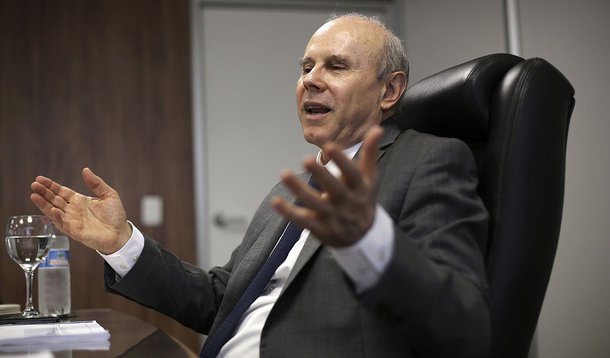 Brazil's Finance Minister Guido Mantega speaks during an interview with Reuters in Sao Paulo October 10, 2013. REUTERS/Nacho Doce (BRAZIL - Tags: POLITICS BUSINESS)
