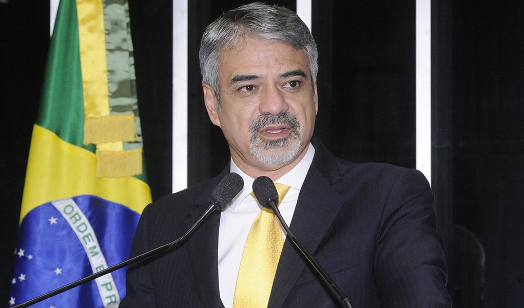 Humberto quer prioridade para áreas carentes