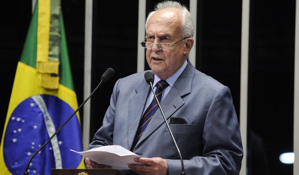 Ao lembrar os 50 anos do golpe militar, o senador Jarbas Vasconcelos (PMDB-PE) defende a punição de militares que usaram o poder do Estado para torturar e matar presos políticos
