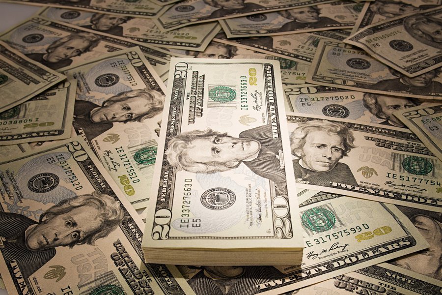 Para onde vai o dólar?