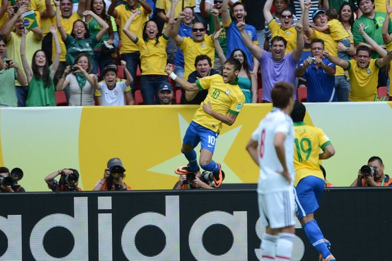 Neymar quebra jejum em menos de 5 minutos