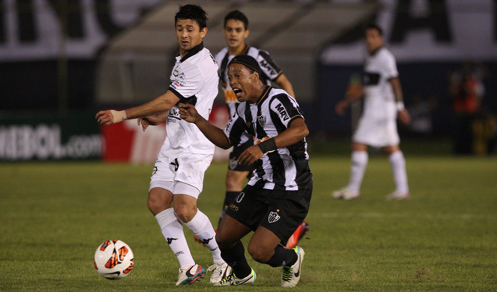 Atlético Mineiro perde no Paraguai