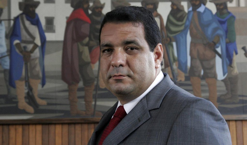 Sanches anuncia quitação da SMS com prestadores de serviços do SUS