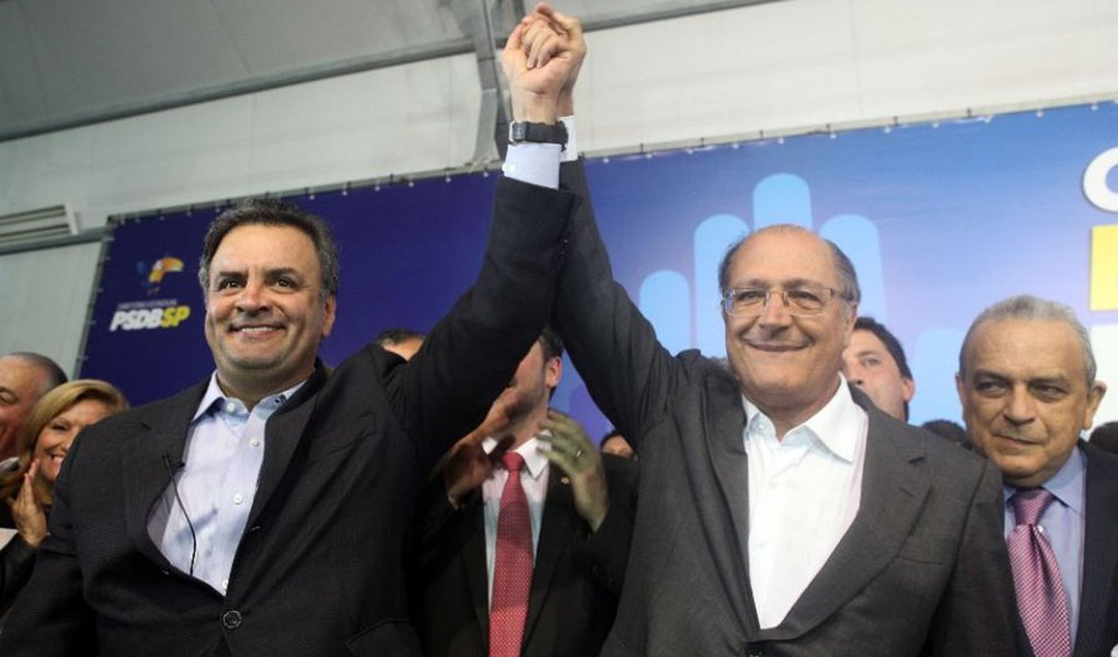 Aécio defende Alckmin e acusa PT na TV
