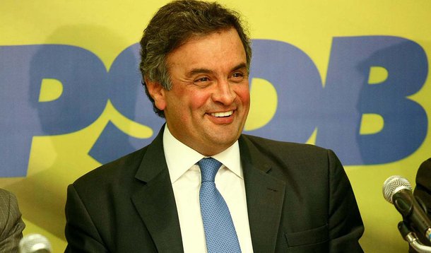 Movimentação política de Aécio começa em agosto