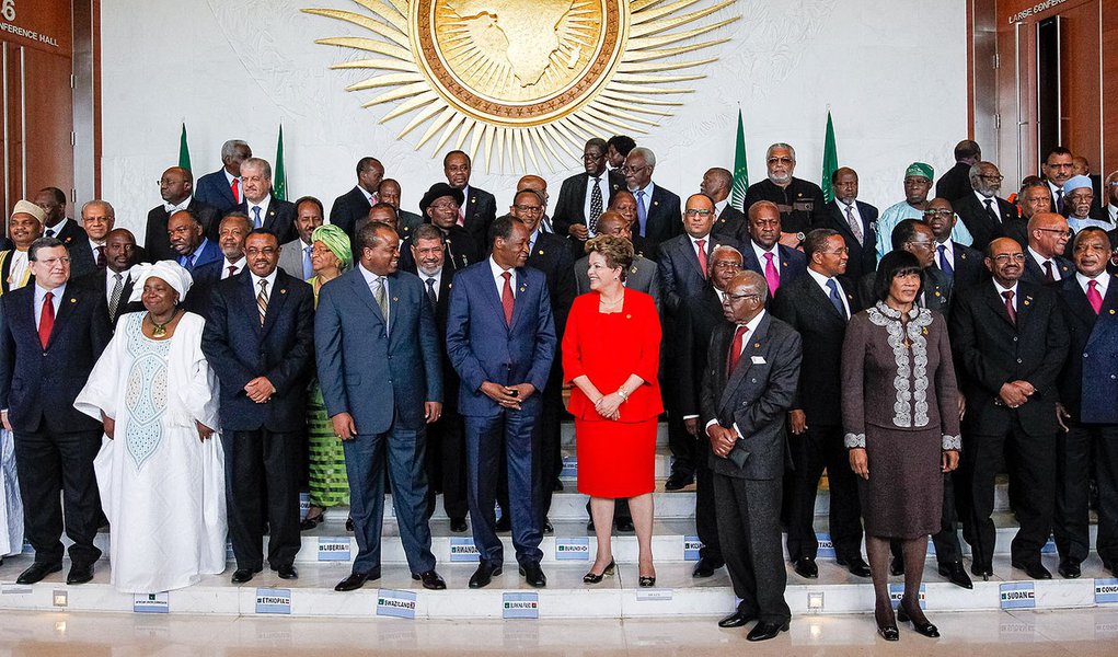 Dilma: venda do pré-sal é "maior notícia" no Brasil