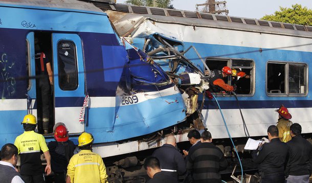 Acidente com trens na Argentina deixa três mortos