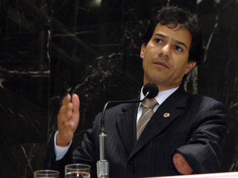 Petistas contrariam partido e entram no governo Carlin em Contagem