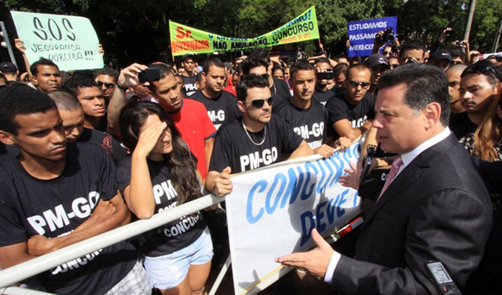 Perillo a concursandos: "quero o melhor a vocês"