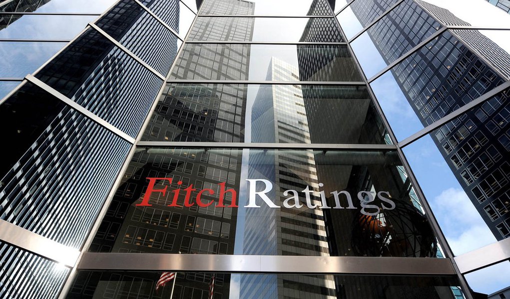 Fitch reafirma rating "BBB" do Brasil e vê correções