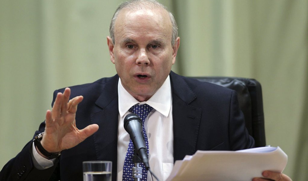 Mercado reduz projeção de inflação para 2013