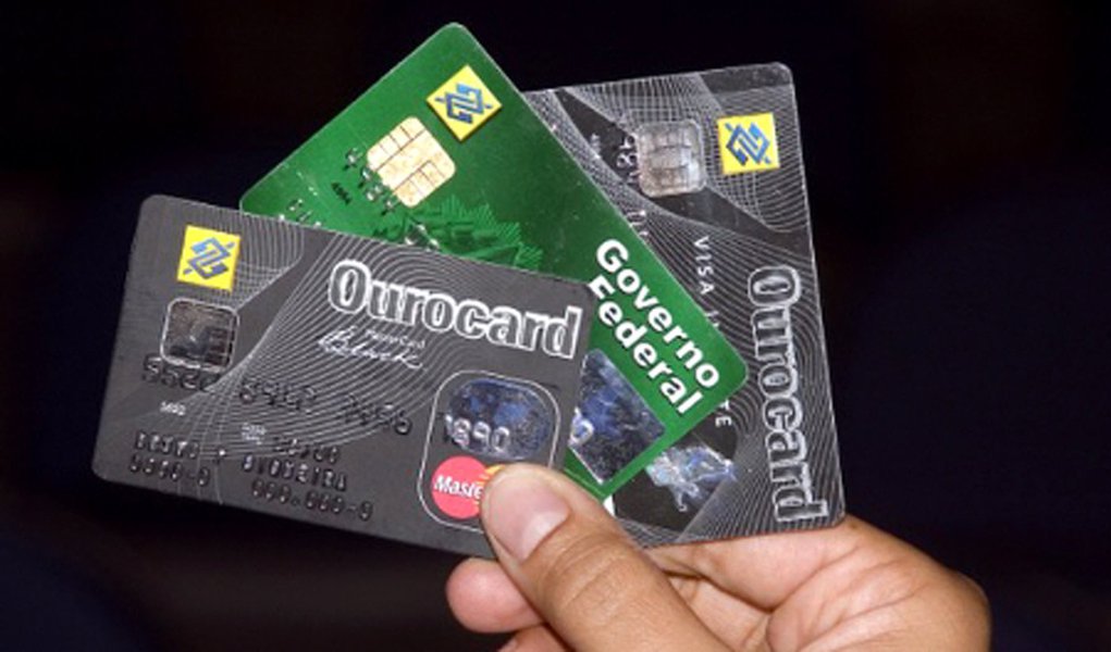 BB reduz em 30% taxas de juros para parcelamento de cartões