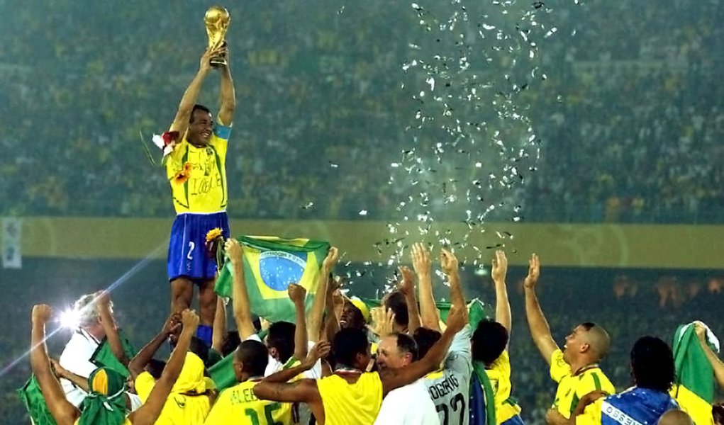 Brazuca é o nome da bola da Copa de 2014