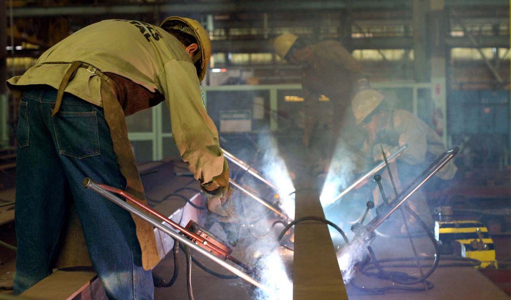 03/05/2004
angra dos reis rj
estaleiro bras fels . verolme
foto antonio pinheiro