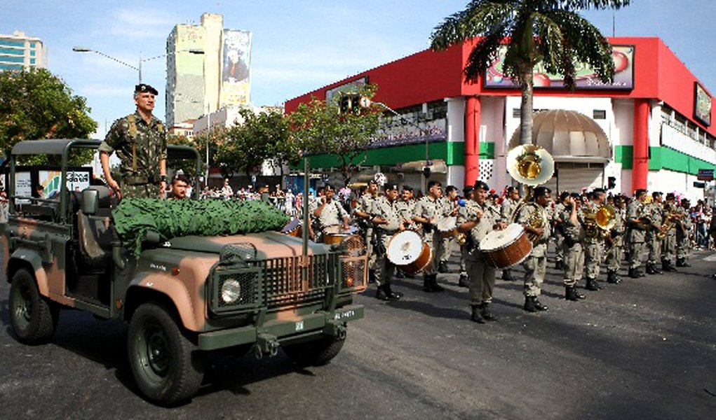 20 mil acompanham desfile de 7 de setembro