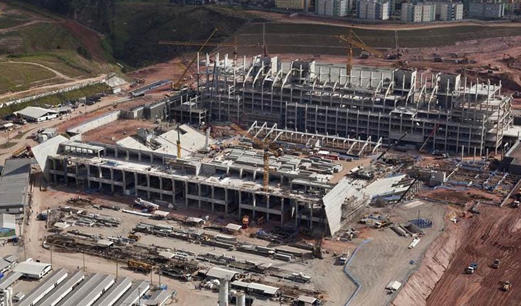 Câmara fiscaliza obras para Copa e Olimpíadas