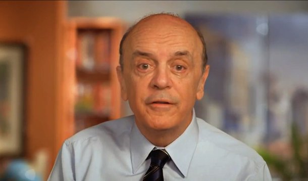 Referência a “mensalão” faz Serra perder tempo na TV